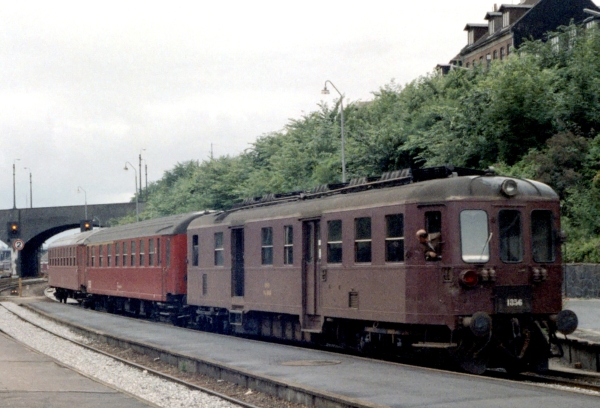 DK1044