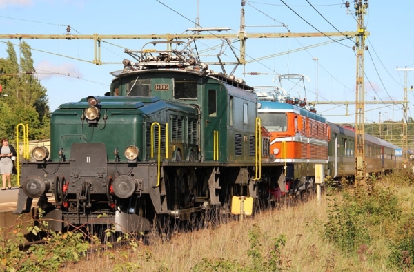 DK10746