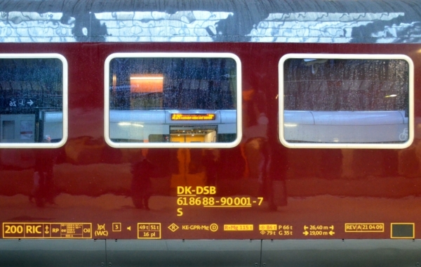 DK11082