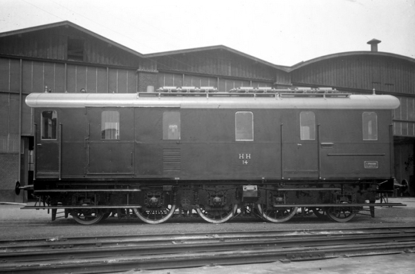 DK11813