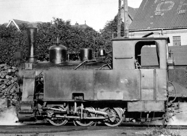 DK12085