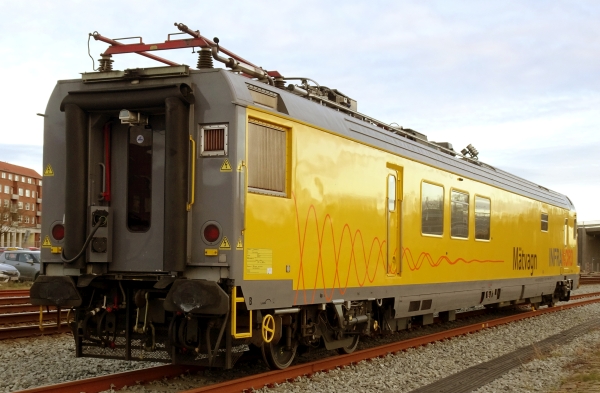 DK12094