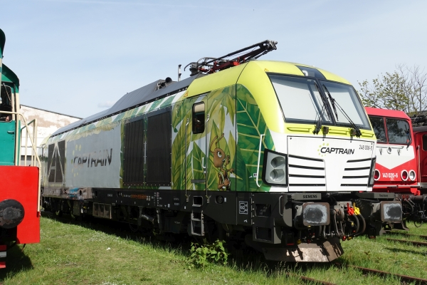 DK13789