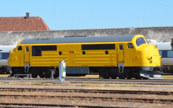 DK15047