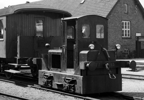 DK15403