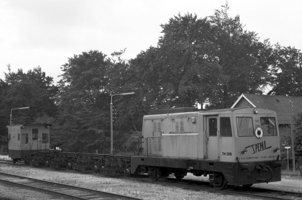 DK15692