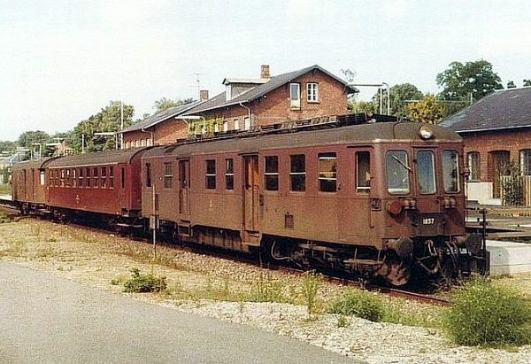 DK7122